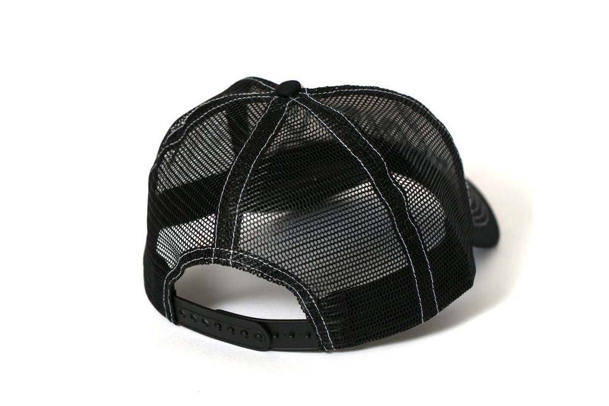 Thunderbolt Trucker Black/White